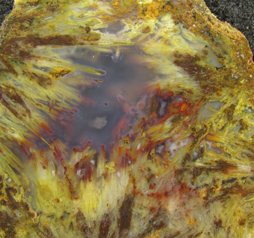 rarer3  Sagnite included Agates.jpg