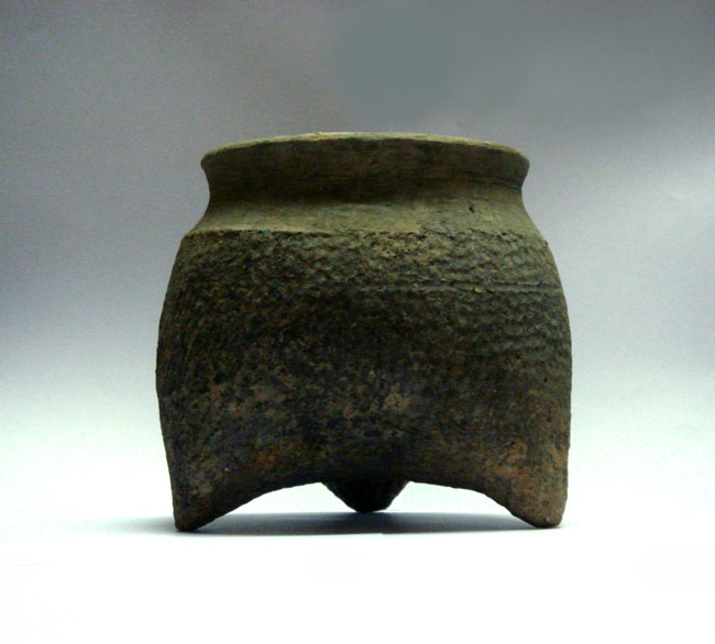 陶鬲1.jpg