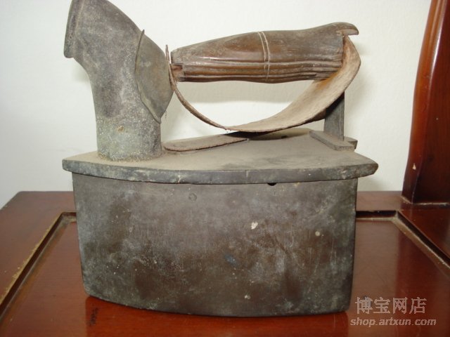 民国铜熨斗.jpg