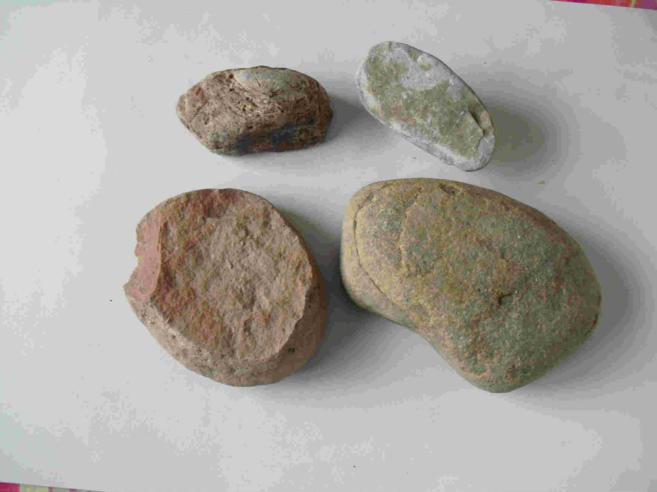 小磨盘.磨石背面