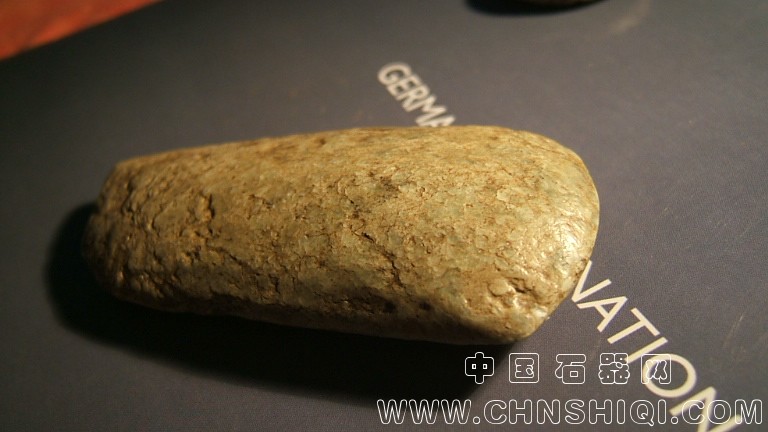 岫玉斧子 (1).JPG