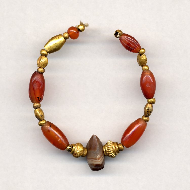 AN00086122_001_l[1]1550BC-1050BC-65号墓.jpg