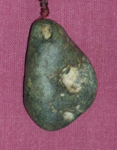 一【人物头像】大眼小嘴；5.8x4.0x2.0cm