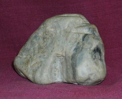 9.0x8.3x4.0cm