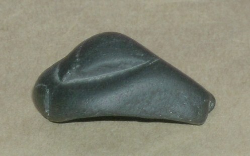 三【石鸟】2.8x1.5x1.4cm,共六图；各角度面