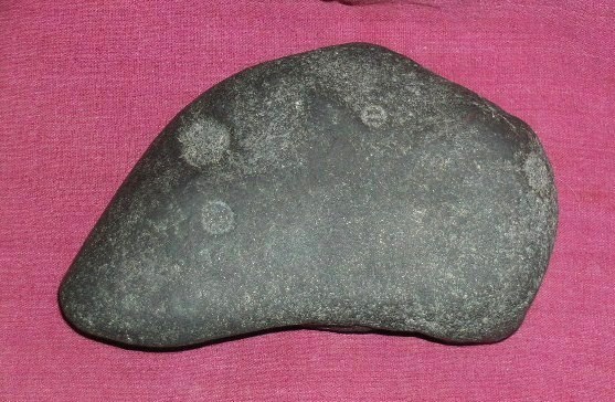 【大犀牛】正面18.5x12.0x5.0cm