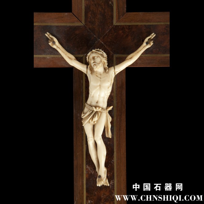 665x665_2013020603_crucifix_2N.jpg