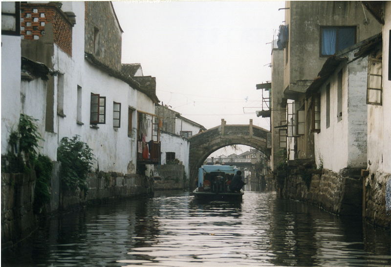 800px-Suzhou_Venedig_Osten.jpg