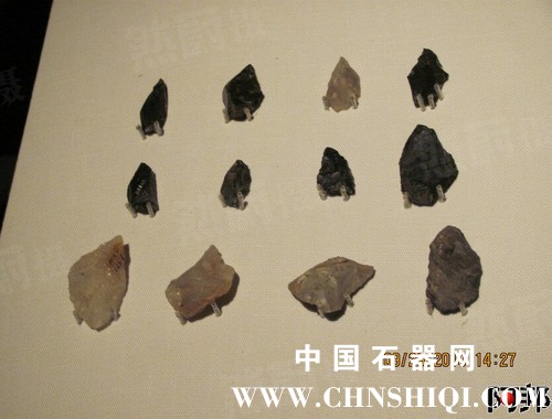 01xiaonanhaijianzhuangqi.jpg
