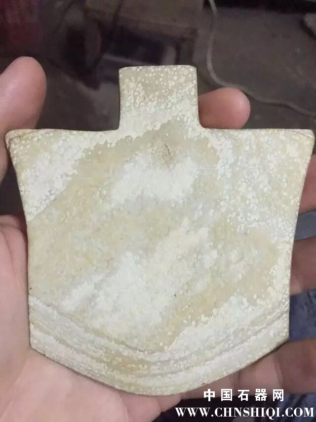 平果感桑骆越石器