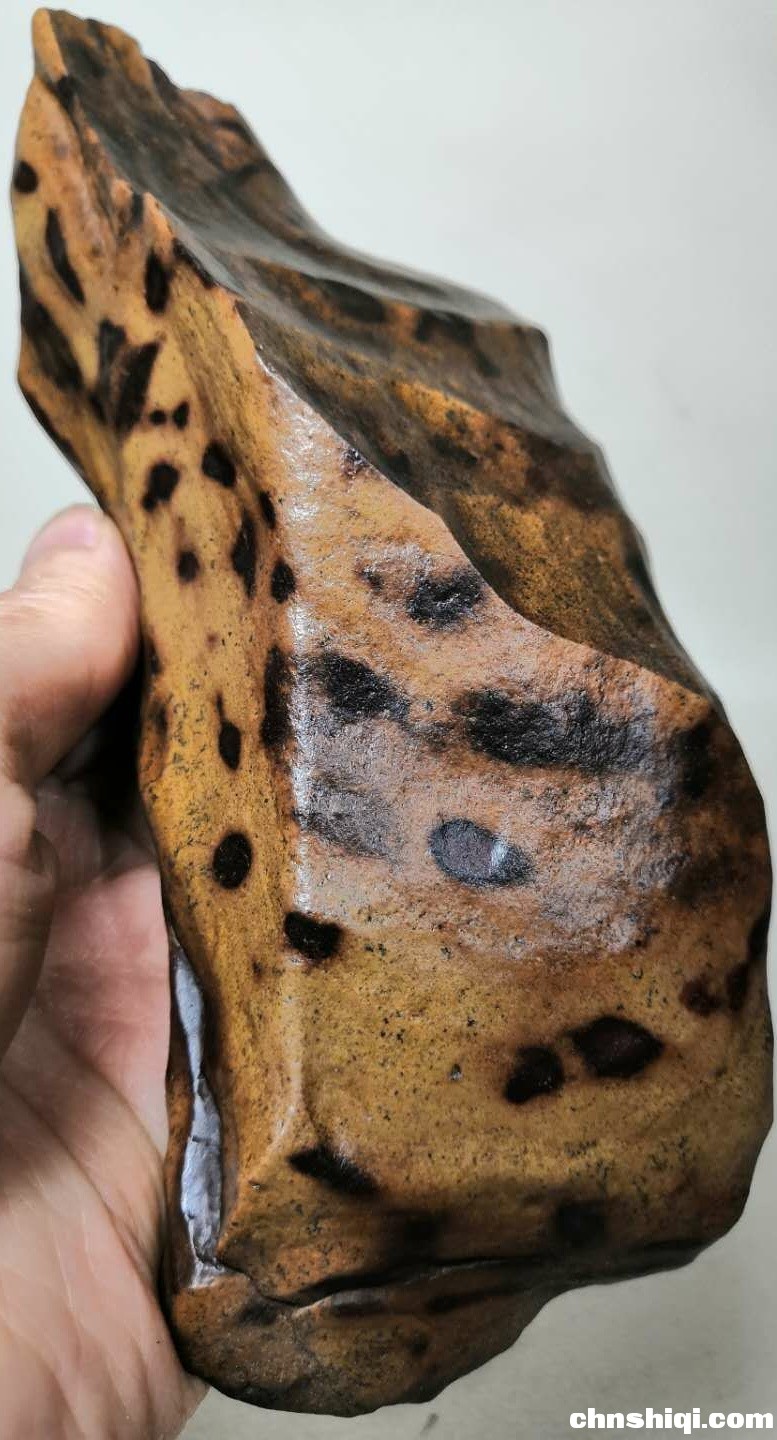 豹纹石石器