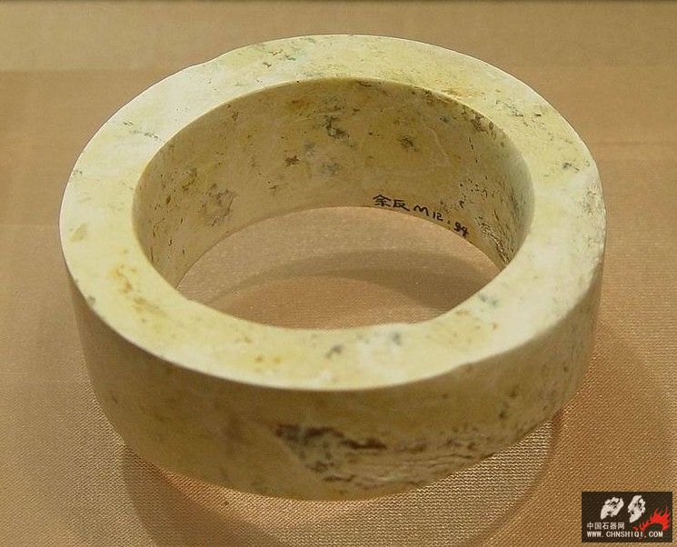 浙江博物馆玉琮8.jpg