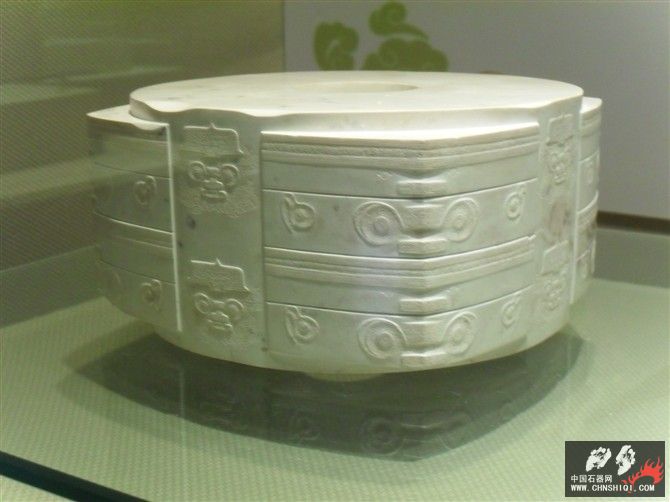 浙江博物馆玉琮25-1.jpg