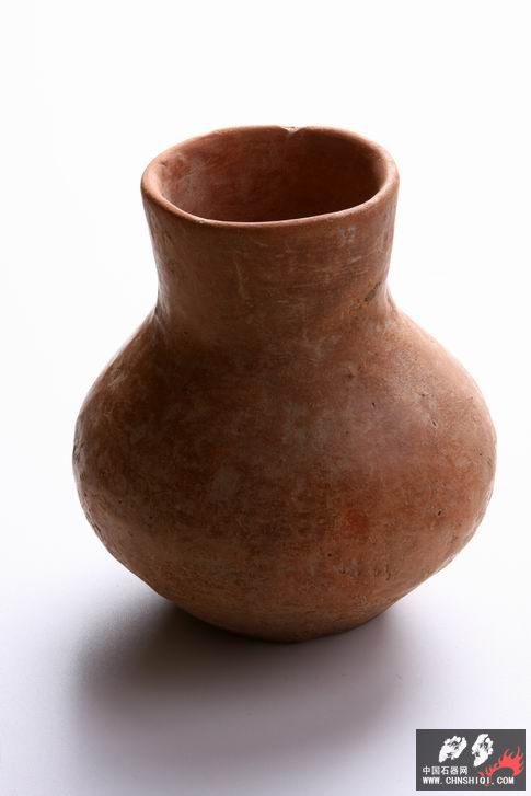 2009939610222  红山文化陶器.jpg