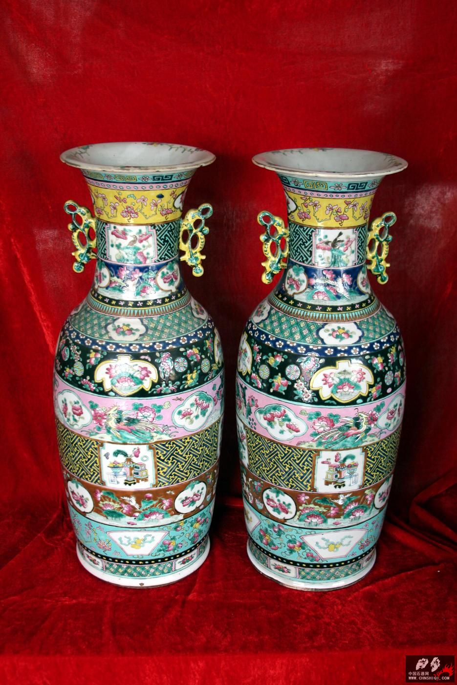 C154 清同治彩大瓶一对 H：61 RMB：SS.JPG