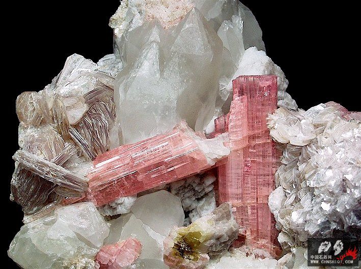 锂电气石、云母、水晶 意大利厄尔巴岛 9x7.5x7厘米1.jpg