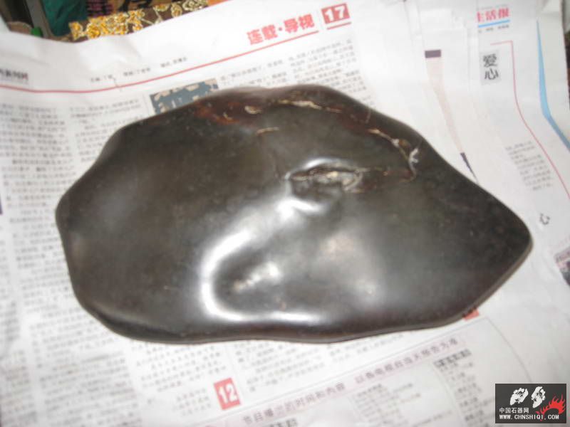 百色彩玉石：钺.JPG