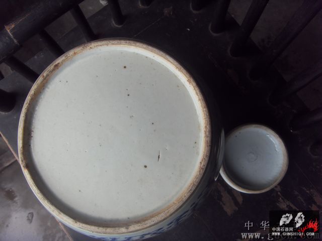 牡丹、缠枝莲纹罐3.jpg