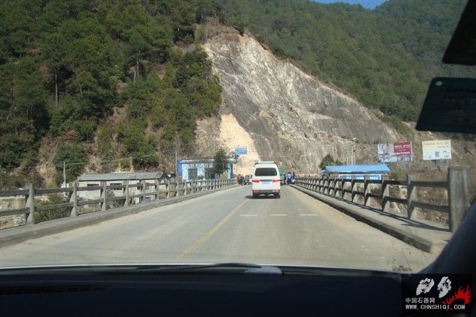中国猴桥边防检查站.jpg