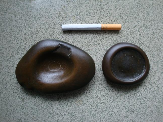 小精品窝窝石器.JPG