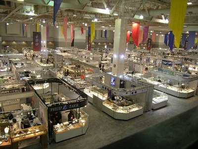 AGTA show hall.JPG