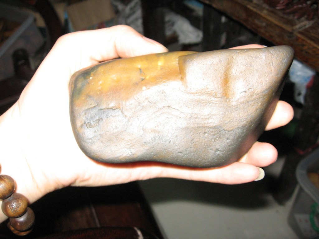 重量：665克  尺寸：13.5X7X4CM
