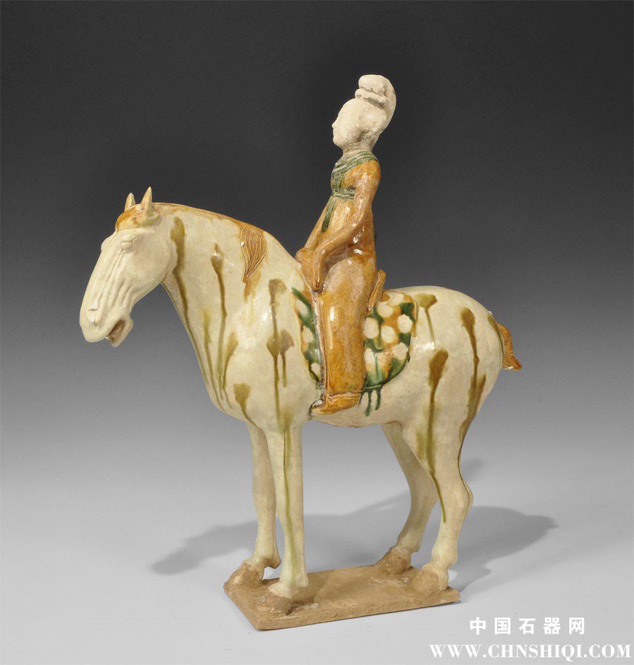 唐代，公元618-906年。一个常设马匹和骑手在静态àCreamWare公司的数字构成的矩形底座.jpg
