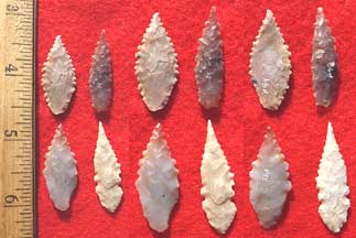 阿尔及利亚（泰内雷杜尼日尔）的锯齿形箭头-5,000 -7,000年.jpg